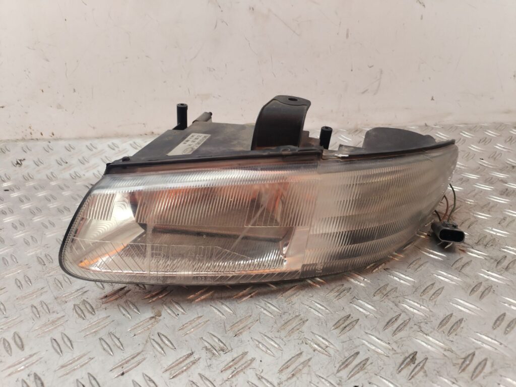 FARO IZQUIERDO 132203