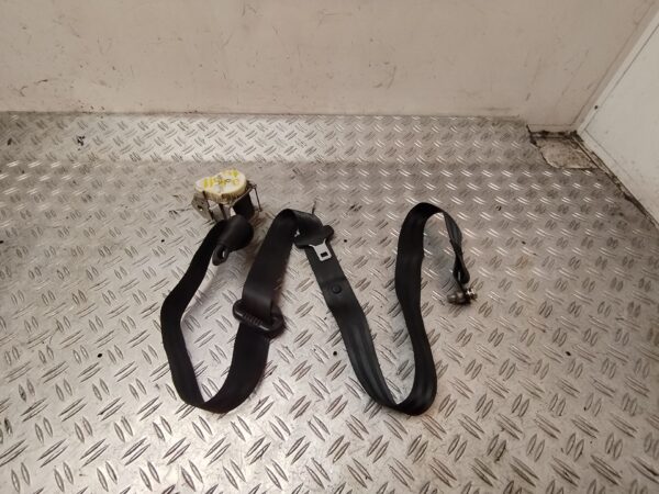 CINTURON SEGURIDAD DELANTERO DERECHO 131501