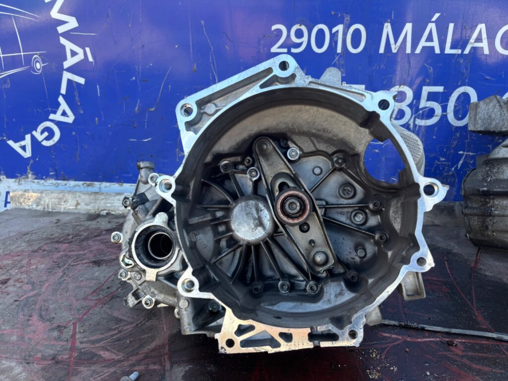 CAJA CAMBIOS 132585