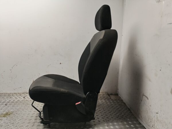 ASIENTO DELANTERO DERECHO 131229