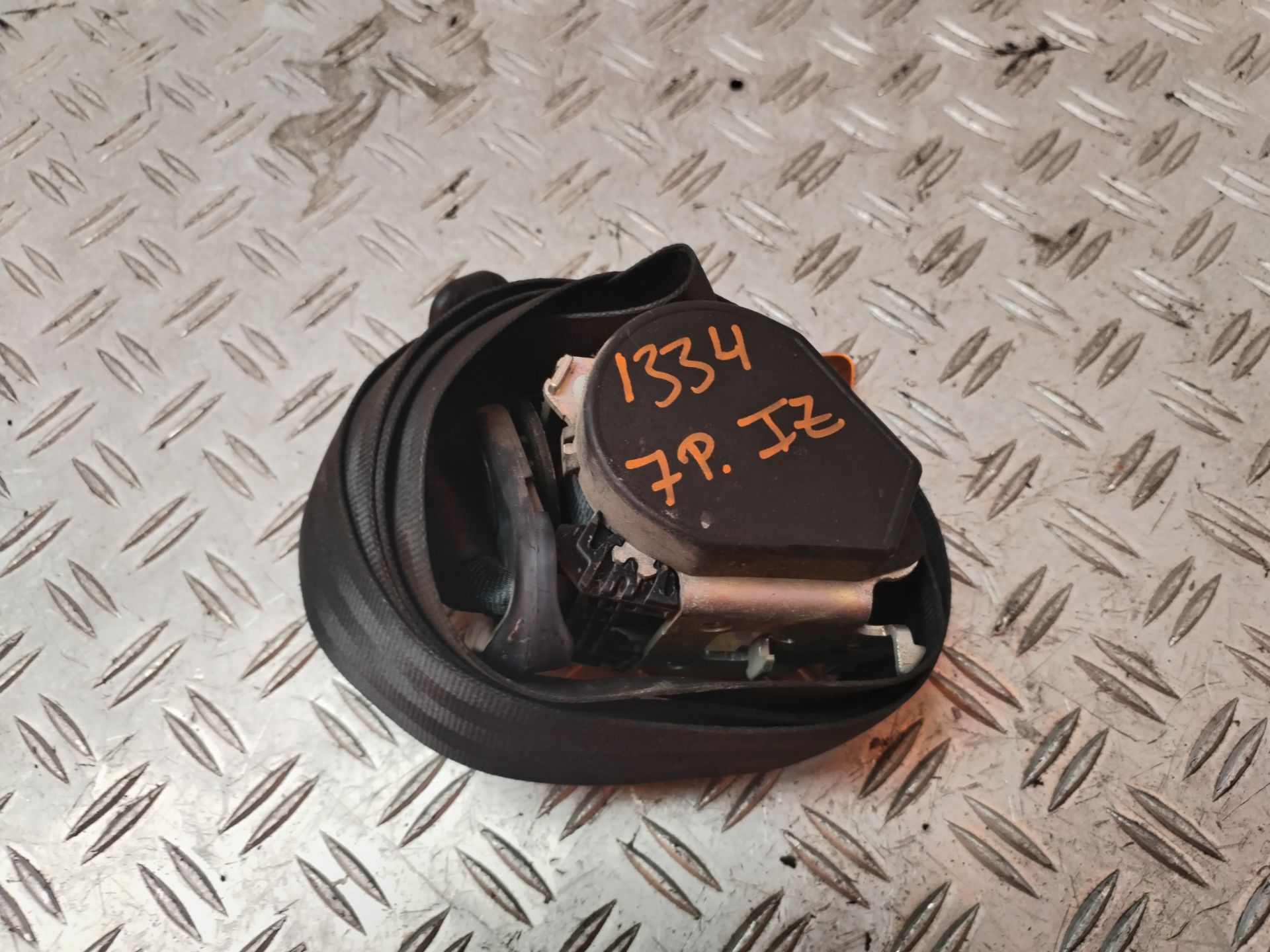 CINTURON SEGURIDAD TRASERO IZQUIERDO 131532