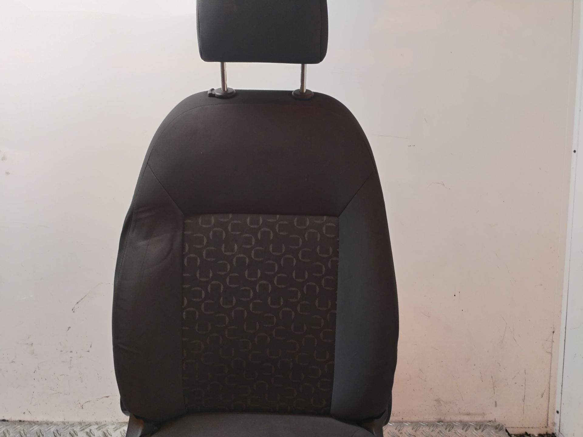 ASIENTO DELANTERO DERECHO 130466