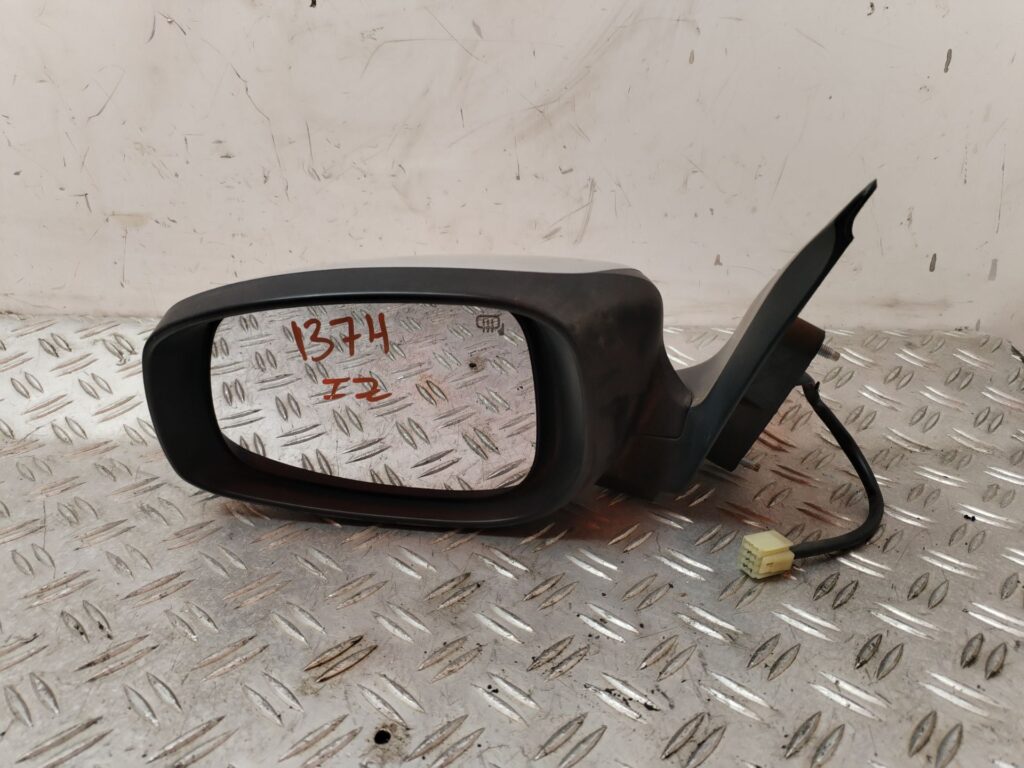 RETROVISOR IZQUIERDO 132601