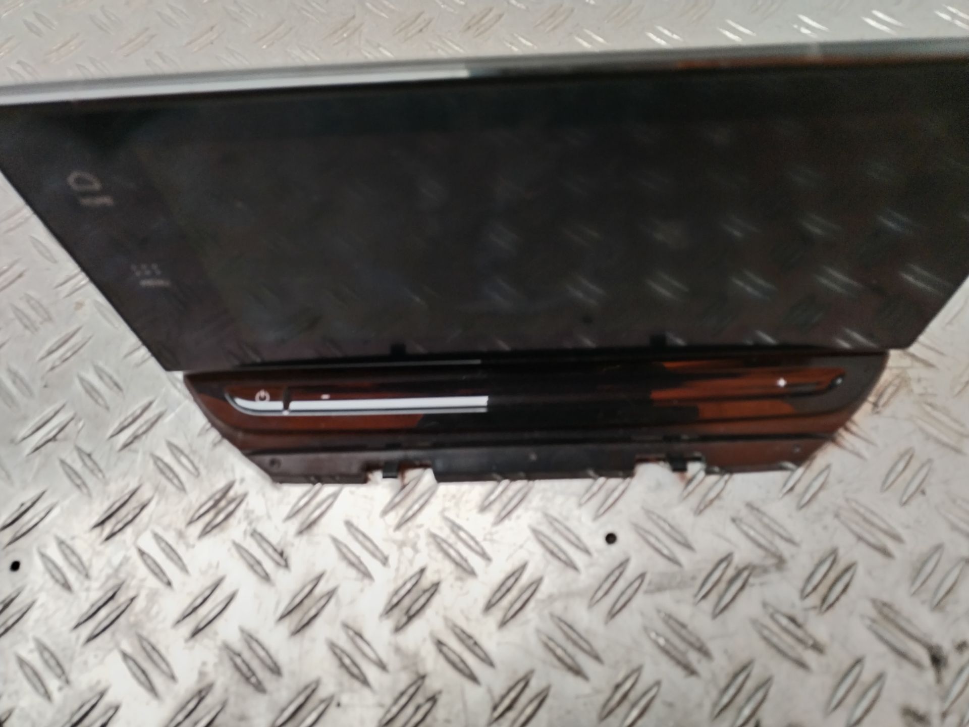 PANTALLA MULTIFUNCION 131691