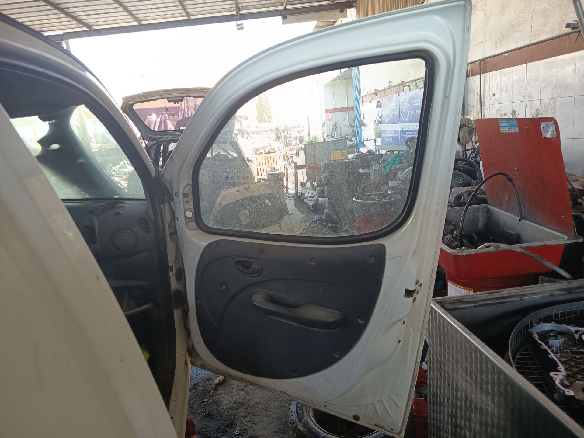 PUERTA DELANTERA DERECHA 131304