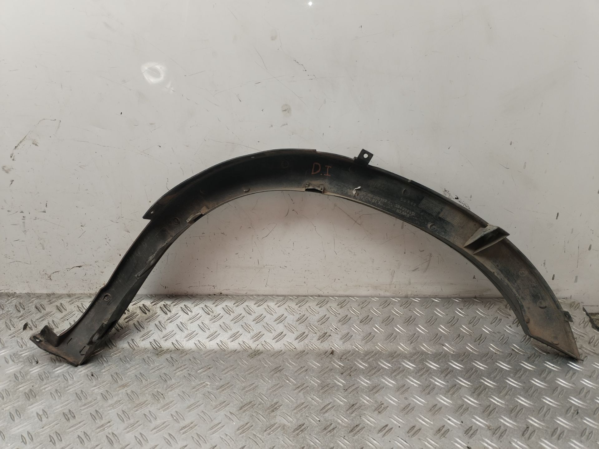 ALETIN DELANTERO IZQUIERDO 131893