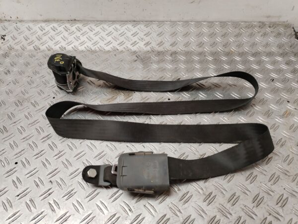 CINTURON SEGURIDAD DELANTERO DERECHO 131474