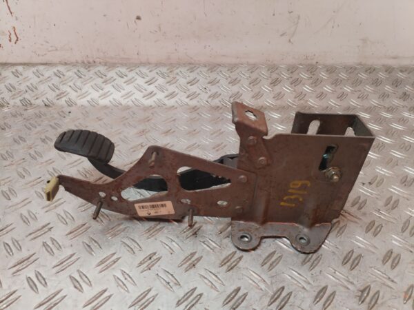 PEDAL FRENO 131146