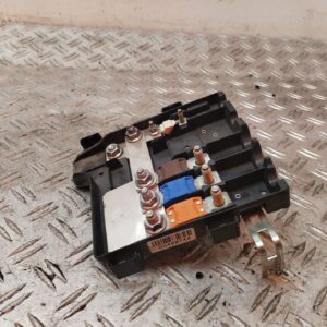 CAJA RELES / FUSIBLES 130397