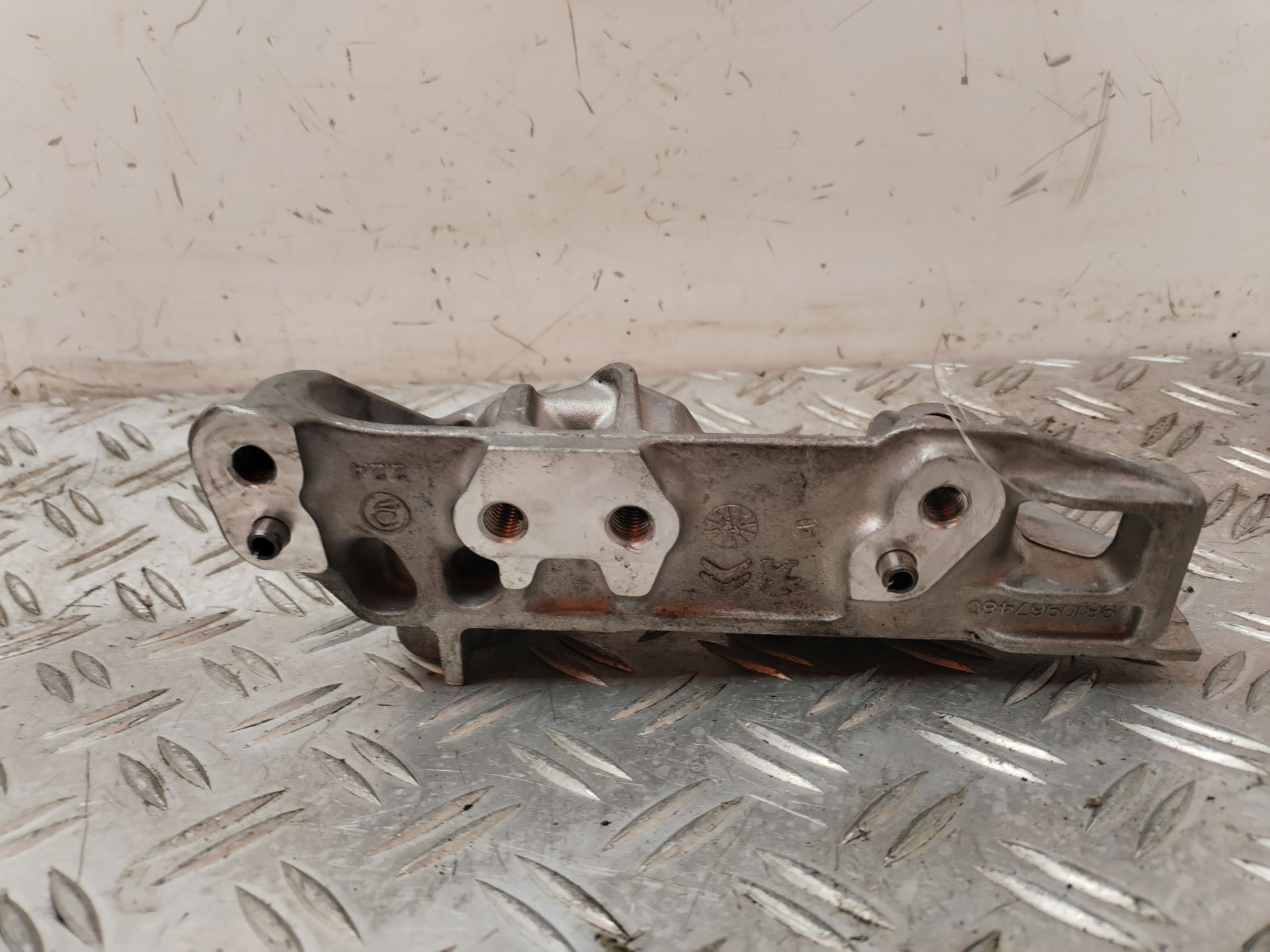 SOPORTE MOTOR 130438