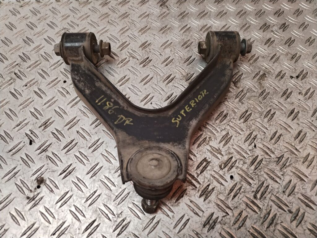 BRAZO SUSPENSION SUPERIOR DELANTERO DERECHO 130880