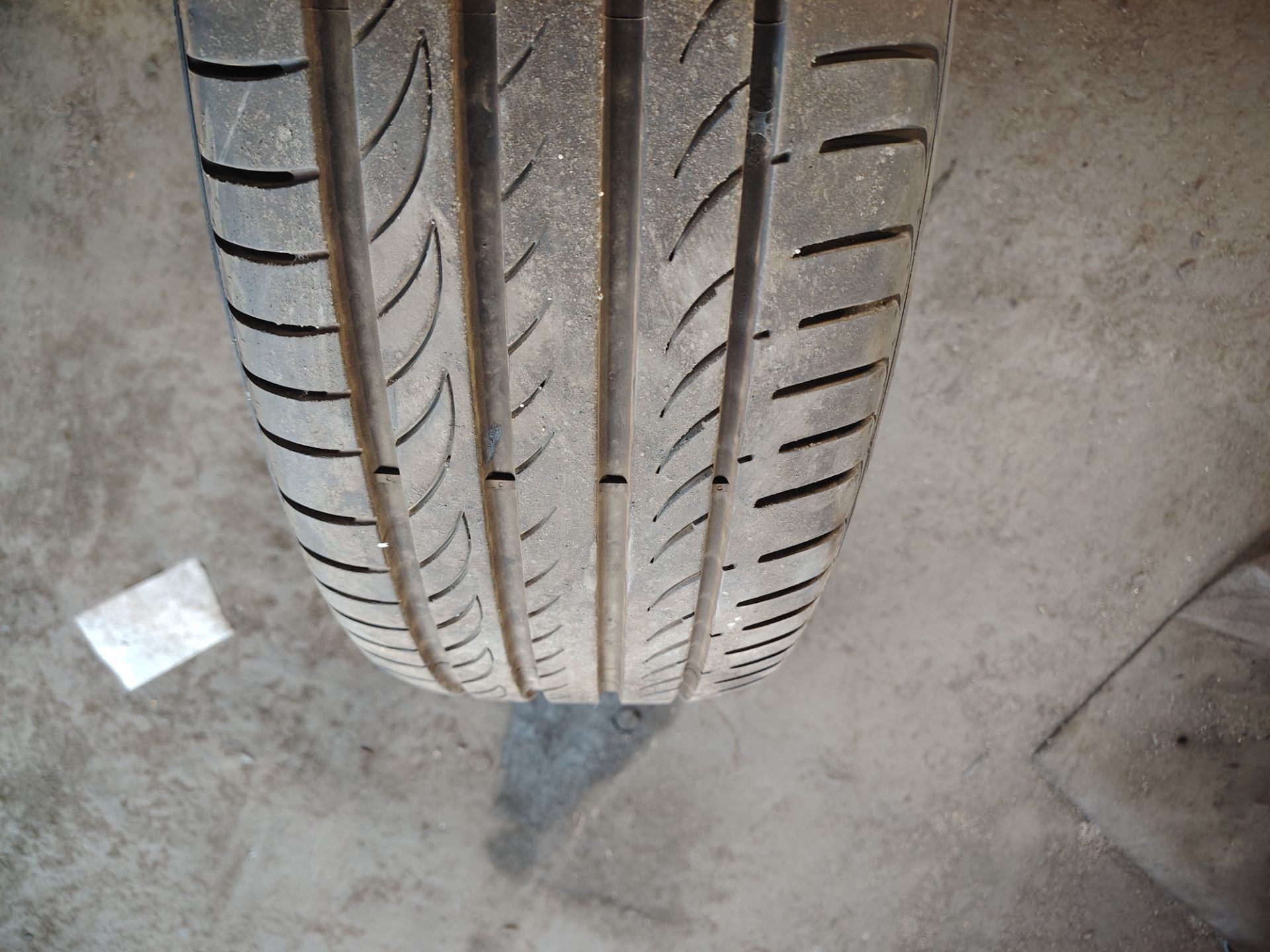 JUEGO LLANTAS 132365