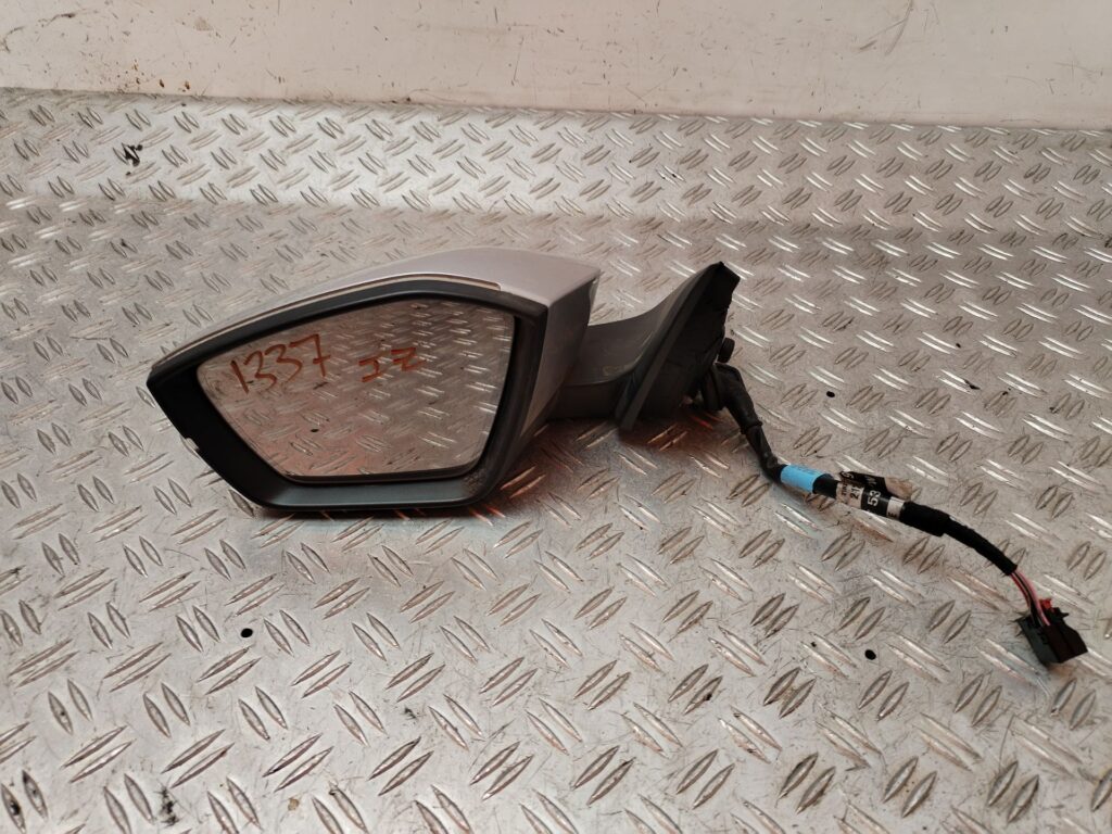RETROVISOR IZQUIERDO 131675