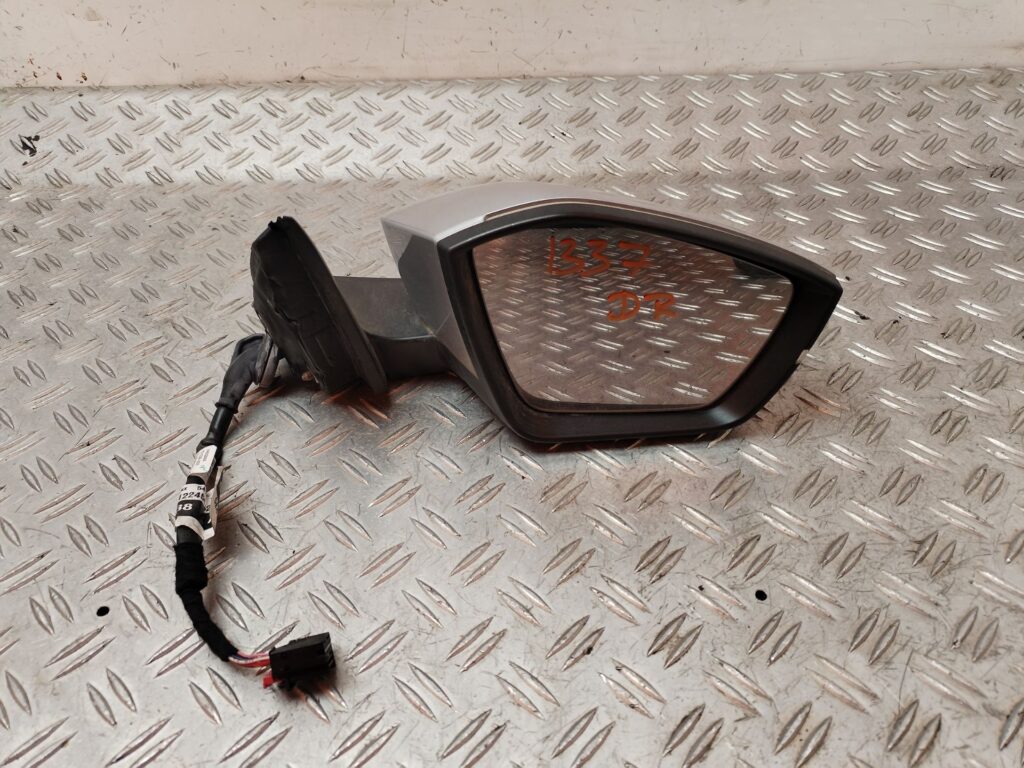 RETROVISOR DERECHO 131676