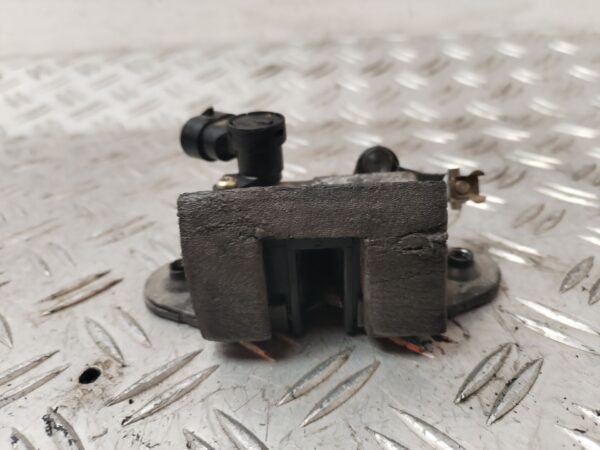 CERRADURA MALETERO / PORTON 132589