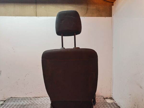 ASIENTO DELANTERO DERECHO 130481
