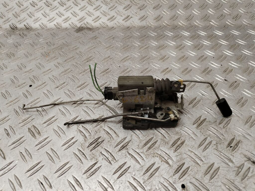 CERRADURA PUERTA DELANTERA IZQUIERDA 131986
