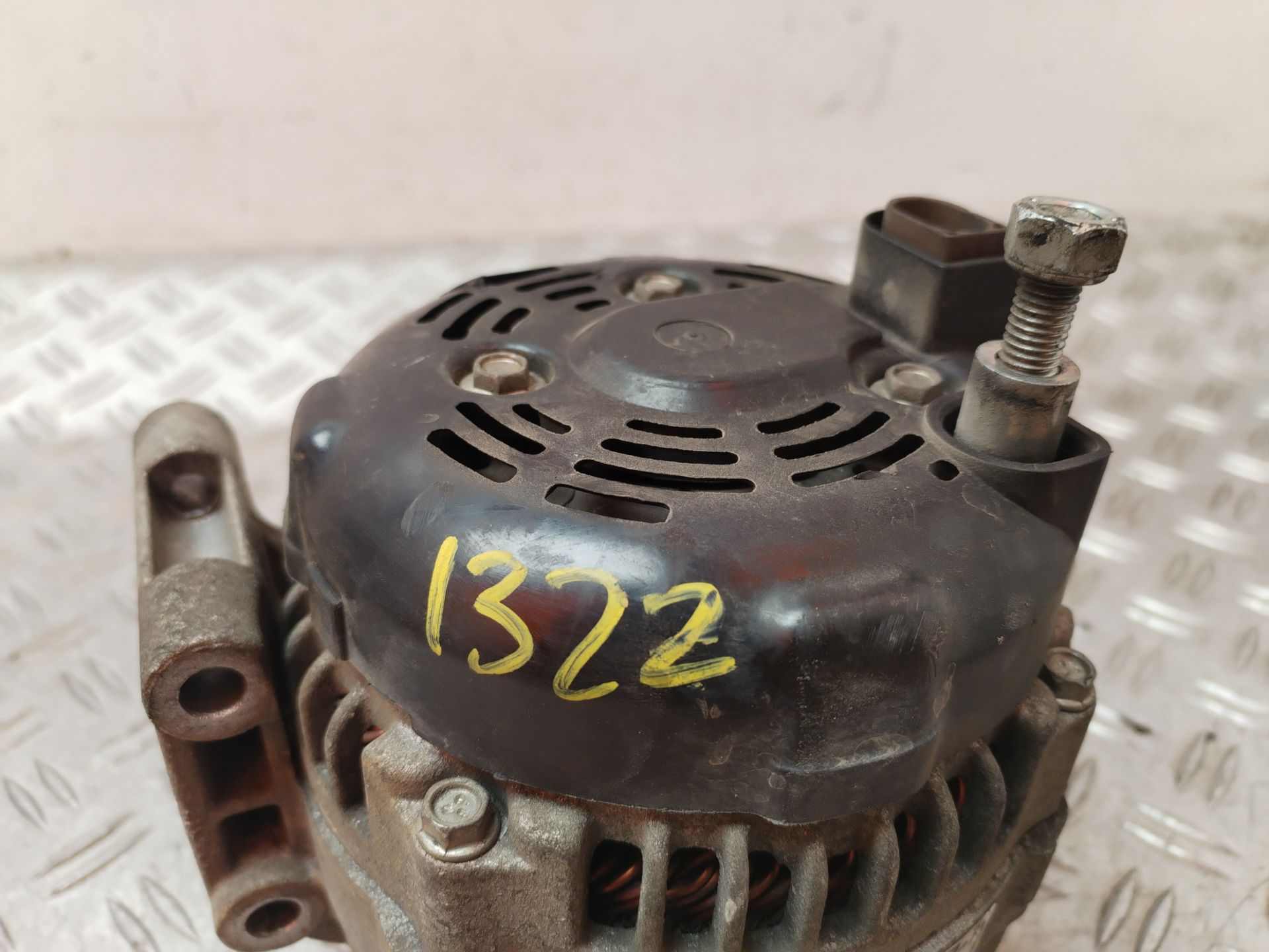 ALTERNADOR 131728