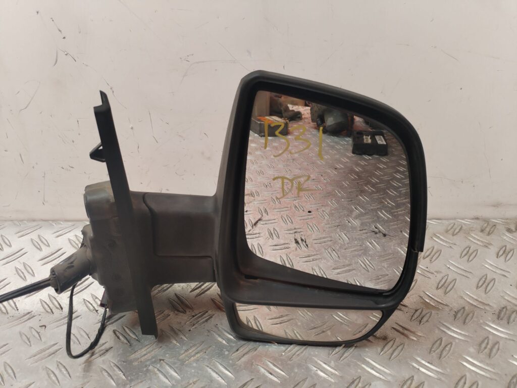 RETROVISOR DERECHO 131495