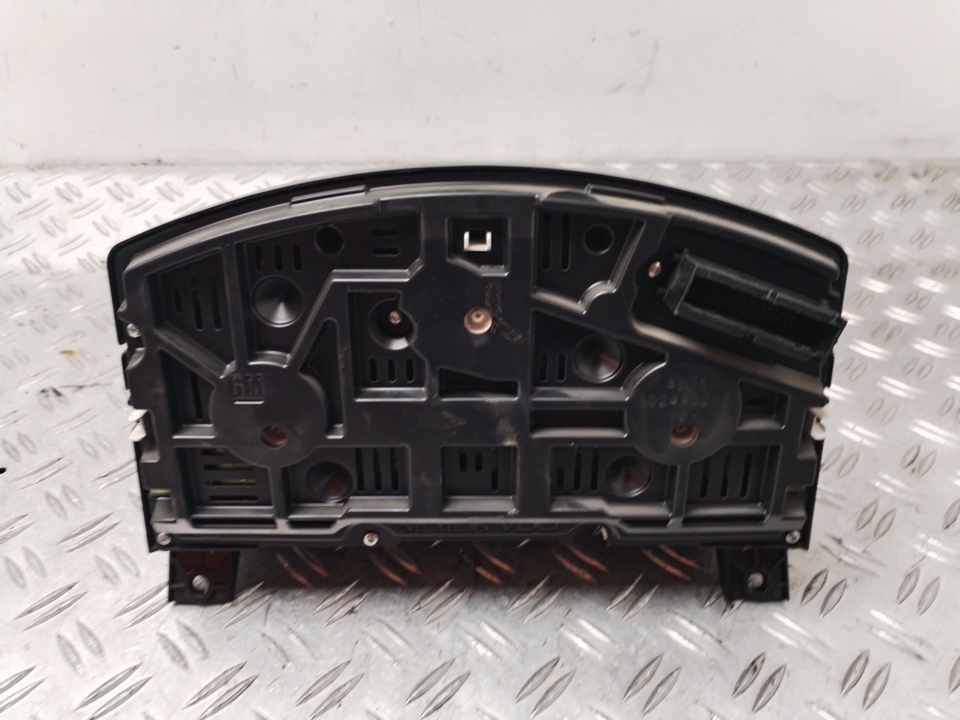 CUADRO INSTRUMENTOS 131480