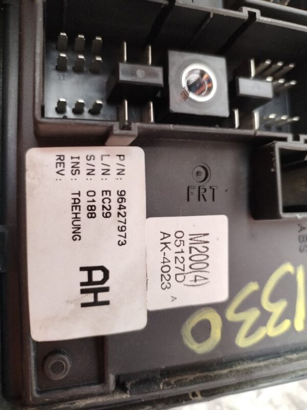 CAJA RELES / FUSIBLES 131799