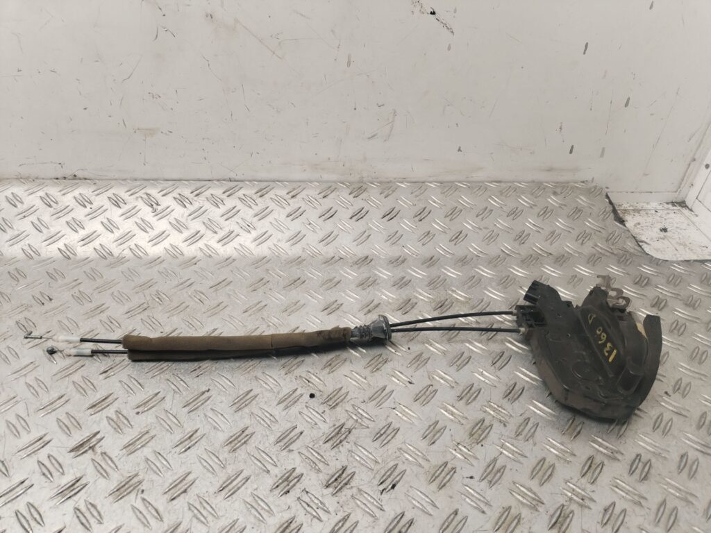 CERRADURA PUERTA DELANTERA DERECHA 132431