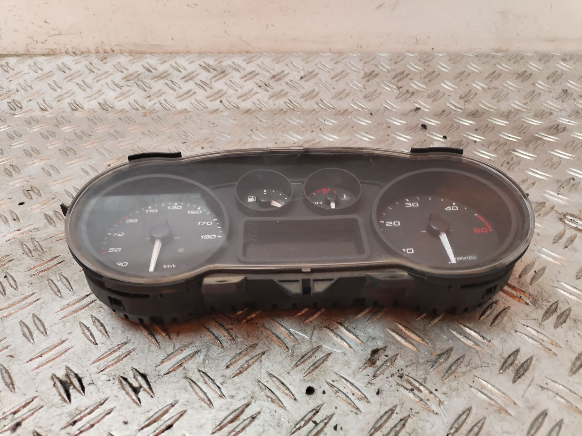 CUADRO INSTRUMENTOS 130398