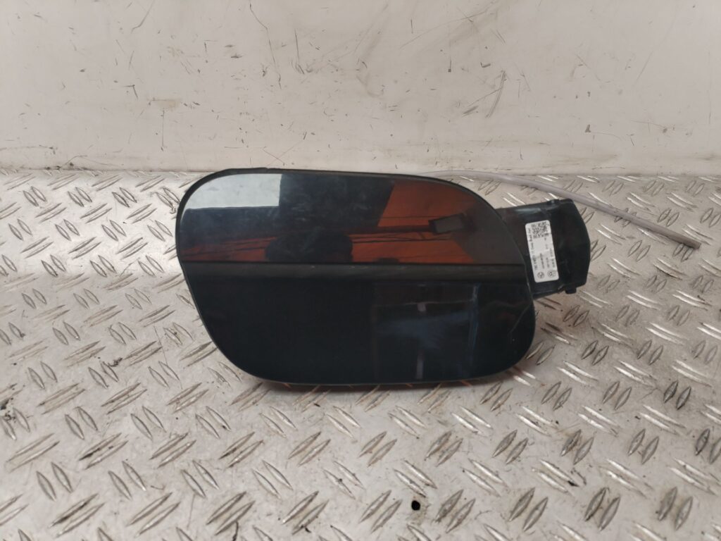 TAPA EXTERIOR COMBUSTIBLE 132498