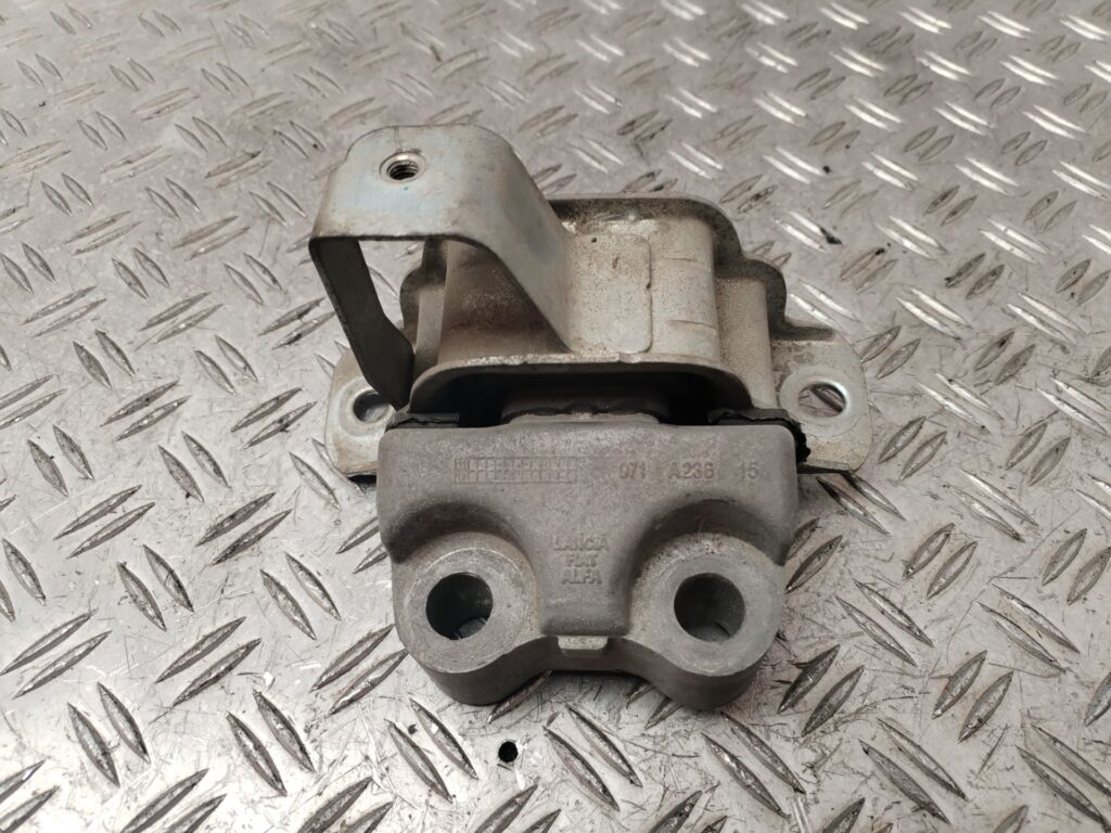 SOPORTE CAMBIO 131790