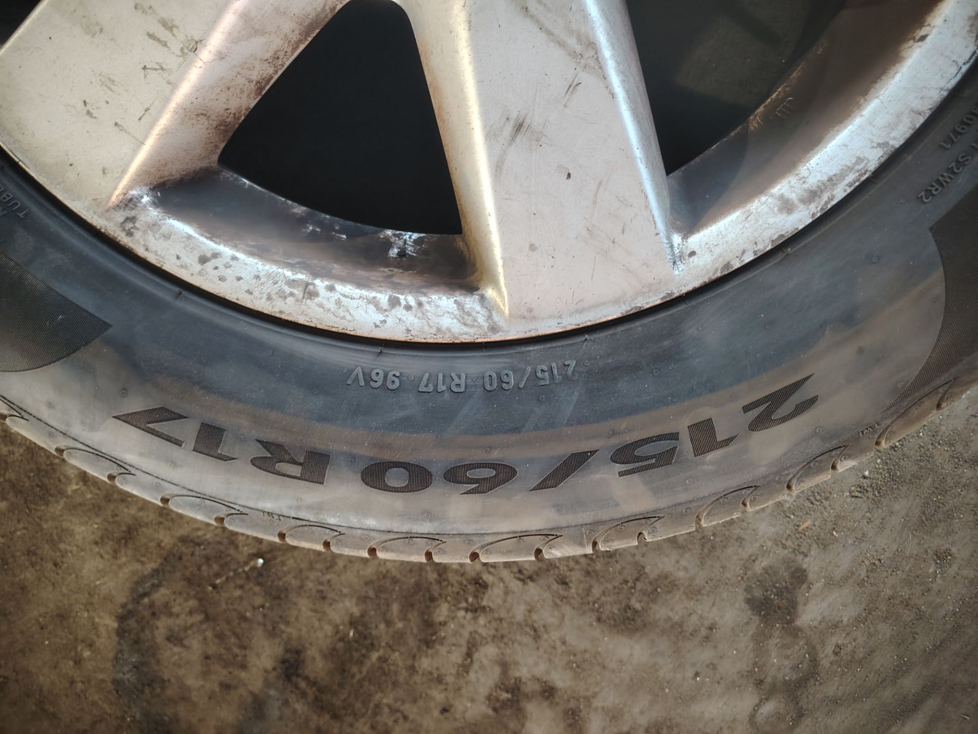 JUEGO LLANTAS 132365