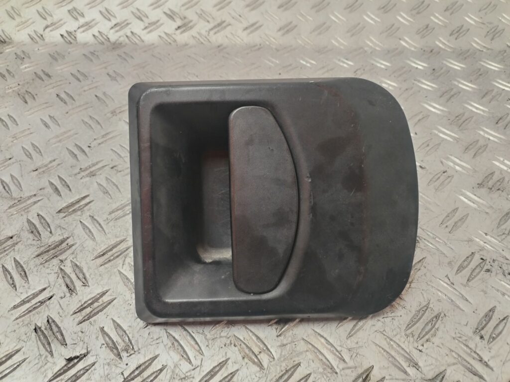 MANETA EXTERIOR DELANTERA DERECHA 132061