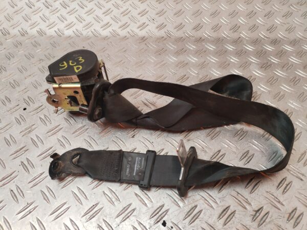CINTURON SEGURIDAD DELANTERO DERECHO 131376