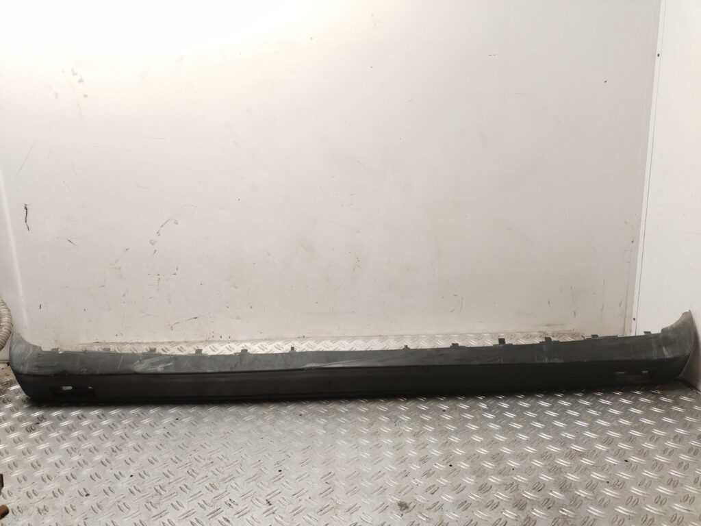 PARAGOLPES TRASERO 131712