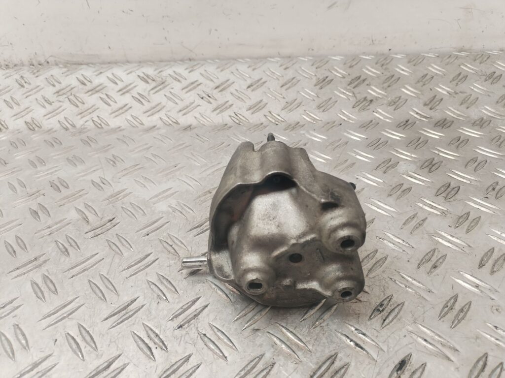 BOMBA COMBUSTIBLE 130427