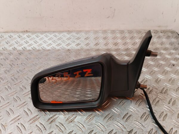 RETROVISOR IZQUIERDO 131819