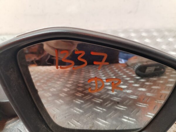 RETROVISOR DERECHO 131676