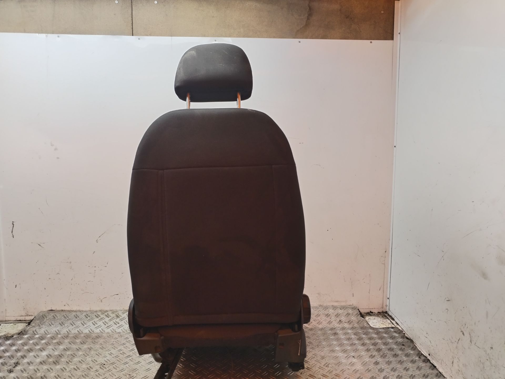 ASIENTO DELANTERO DERECHO 130466