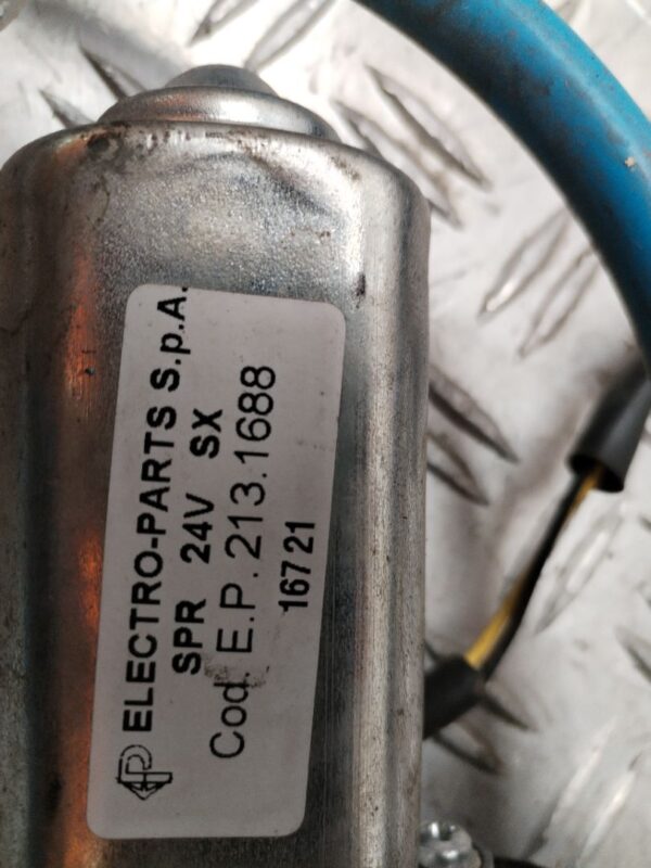 ELEVALUNAS DELANTERO IZQUIERDO 131466