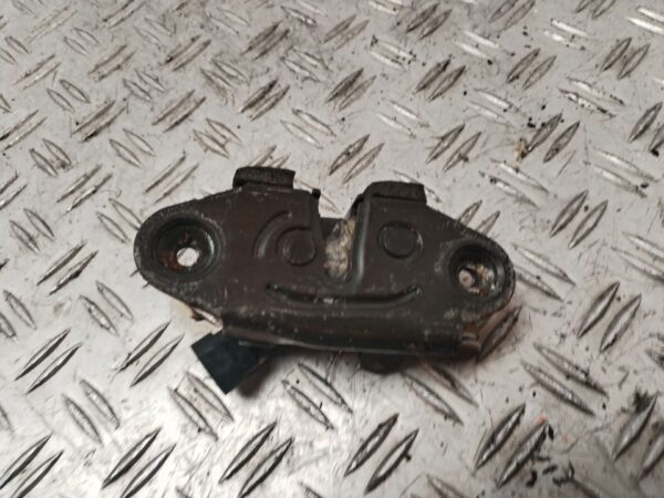 CERRADURA MALETERO / PORTON 132589
