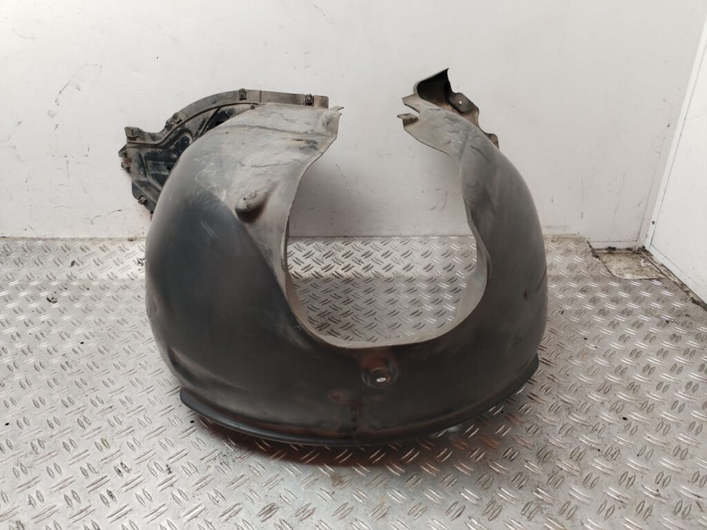 PASO RUEDA DELANTERO IZQUIERDO 131709