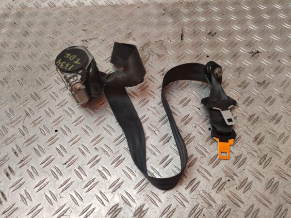 CINTURON SEGURIDAD TRASERO DERECHO 131531