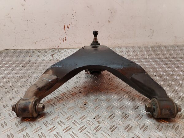 BRAZO SUSPENSION INFERIOR DELANTERO DERECHO 130889