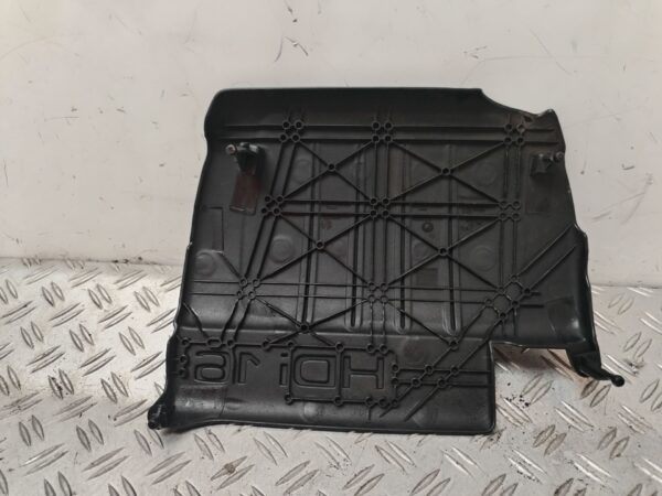 TAPA MOTOR 131592