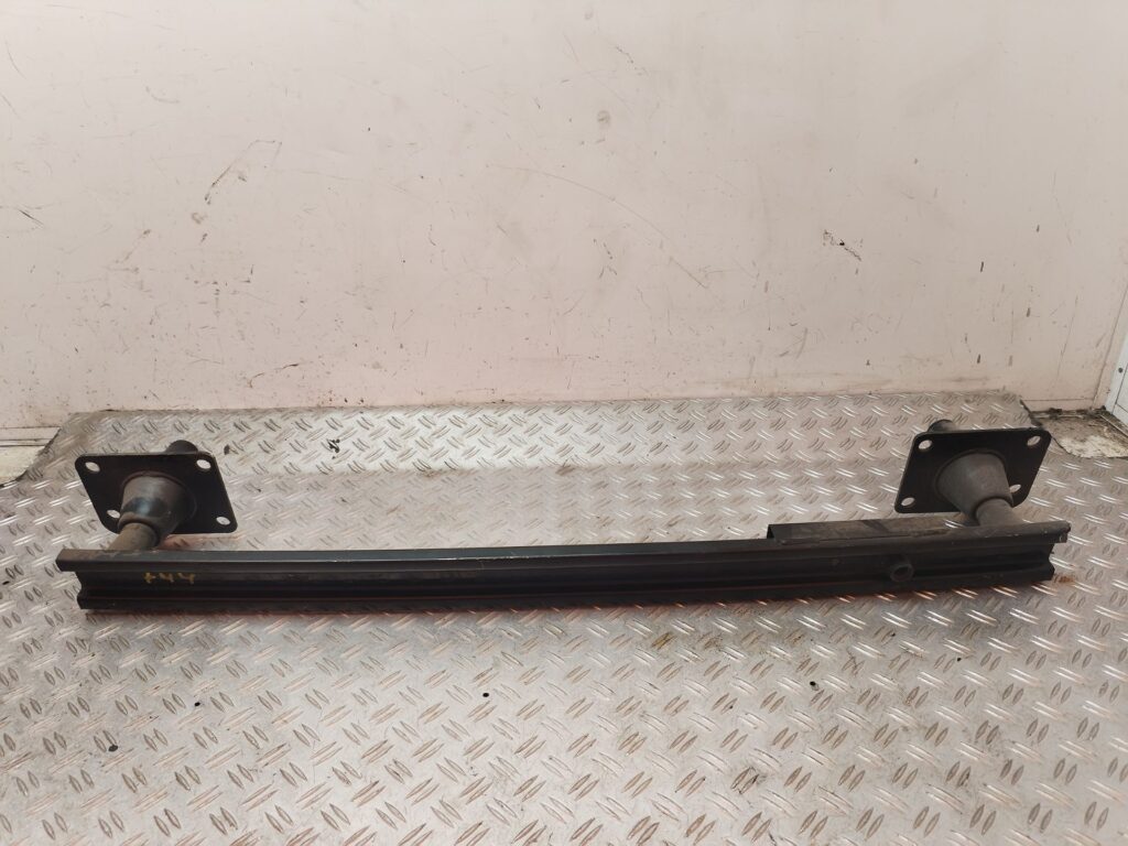 REFUERZO PARAGOLPES DELANTERO 131929