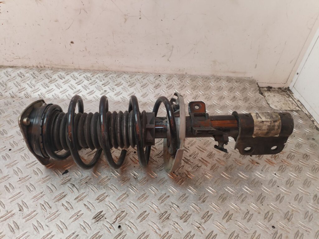 AMORTIGUADOR DELANTERO DERECHO 131273