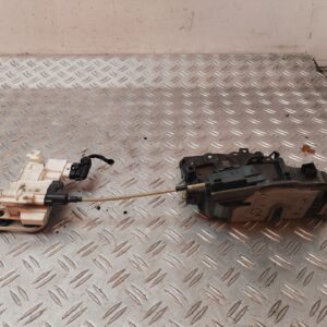 CERRADURA PUERTA TRASERA IZQUIERDA 131379