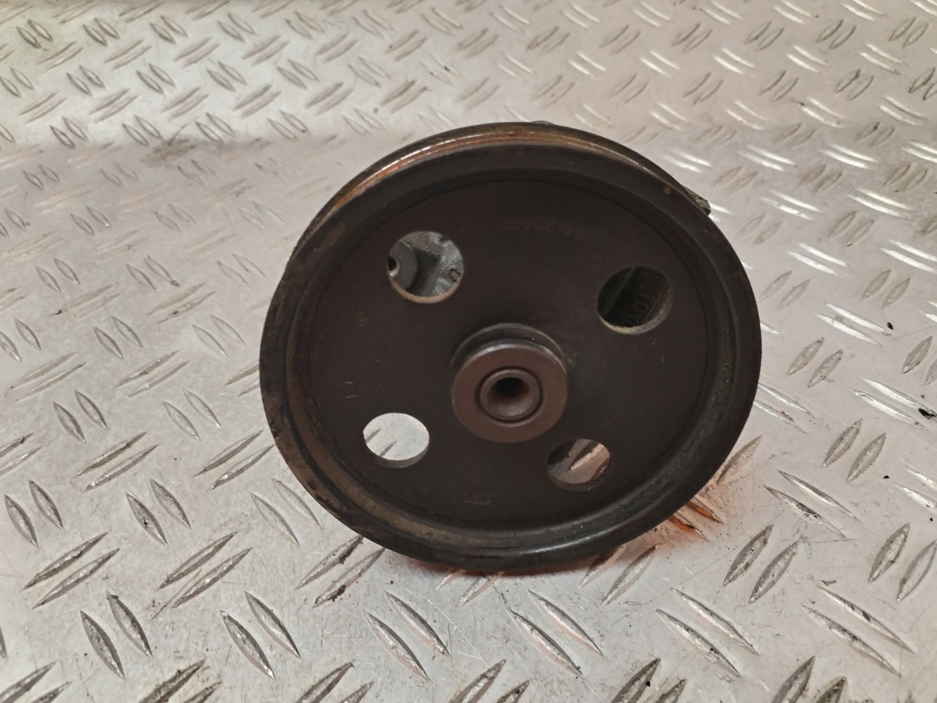 BOMBA DIRECCION 131920