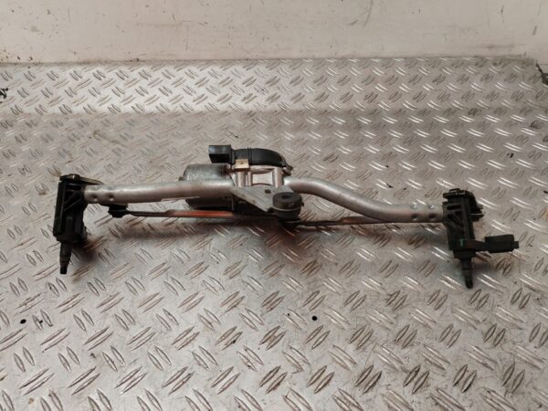 MOTOR LIMPIA DELANTERO 131693