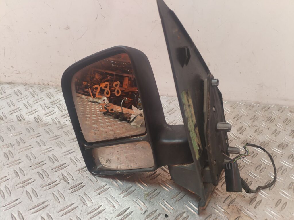 RETROVISOR IZQUIERDO 130718