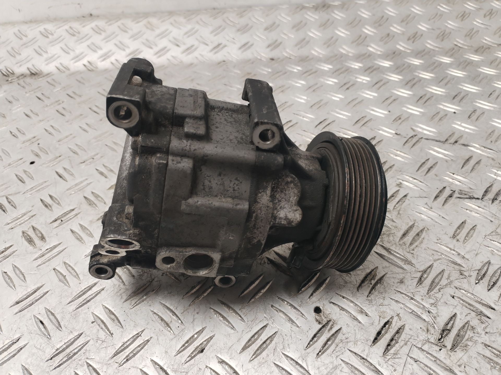 COMPRESOR AIRE ACONDICIONADO 132056